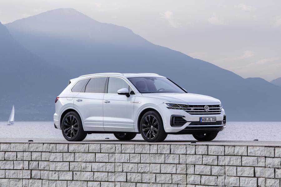  Volkswagen Touareg V6 TDI R-Line 2018 года  (WW) (фото 28 из 41)